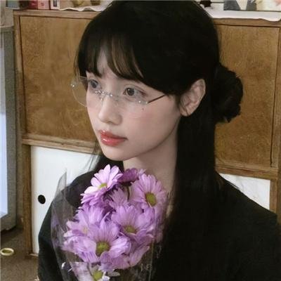 伊莉莎与玛瑟拉